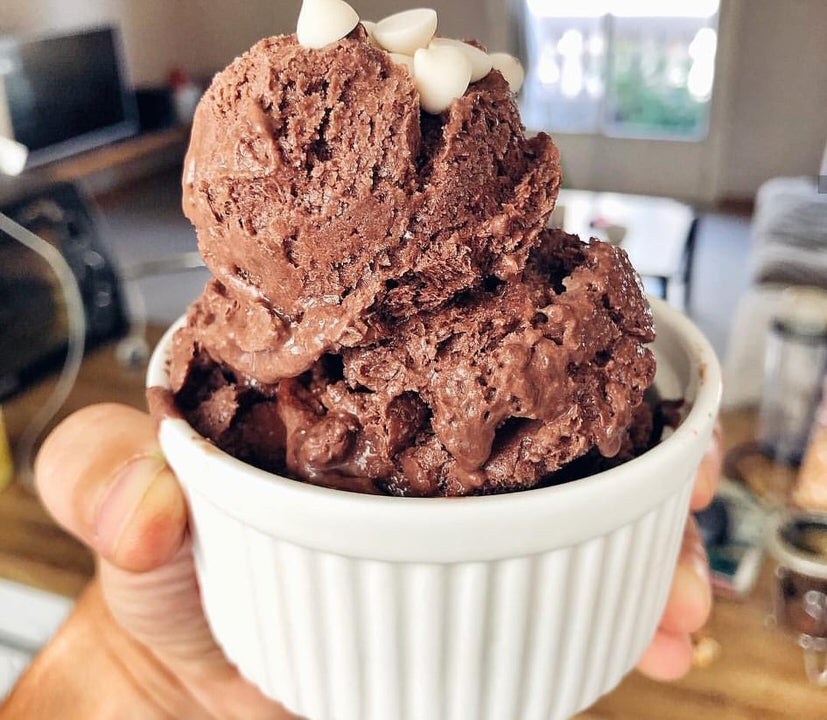 Συνταγή για παγωτό σοκολάτα με λίγα λιπαρά!