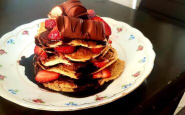 Η Λία Παπά μας φτιάχνει τα πιο λαχταριστά pancakes για όλες τις ώρες!