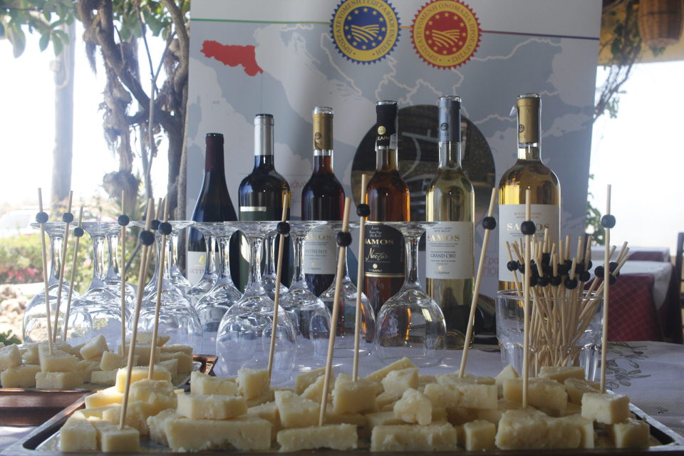 Βουτιές στη Νάξο και στη… γεύση με πολλούς διάσημους στο 3ο Food Experience Graviera Naxos!