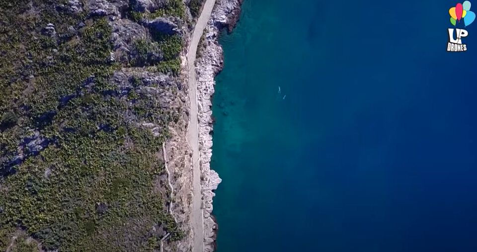 Αρβανιτιά: Η κρυστάλλινη παραλία μόλις 1,5 ώρα από την Αθήνα (video)