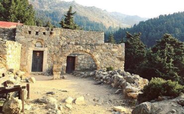 Παλαιό Πυλί: Ταξίδι στην μεσαιωνική καστροπολιτεία στην Κω
