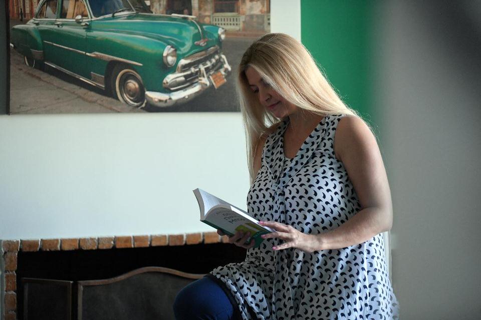 Η συγγραφέας Εύη Ξυραφά μιλάει στο travelgirl.gr για το νέο της βιβλίο "Θέλω Πιστεύω Μπορώ" και το lifecoaching