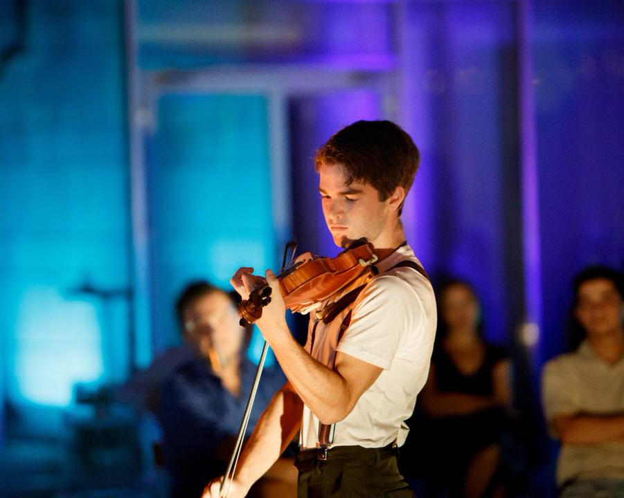 Ο 16χρονος πολυβραβευμένος βιολονίστας Χριστόφορος Πετρίδης σε online streaming από το Megaron Online