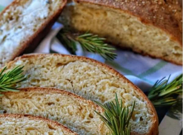 Συνταγή για ψωμί με δεντρολίβανο