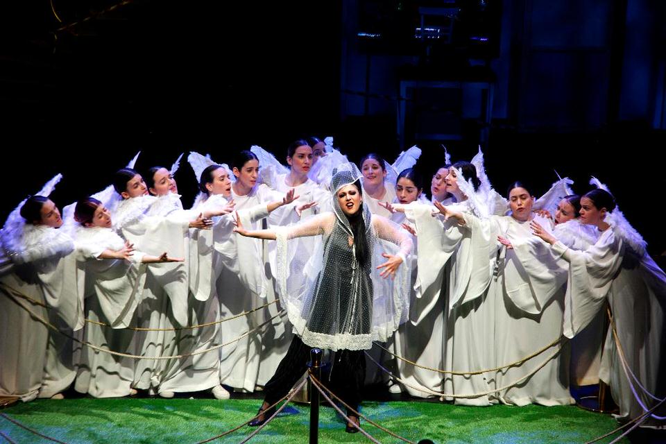 Η ξεκαρδιστική οπερέτα Σατανερί από την GNO TV με δωρεάν προβολές