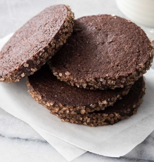 Συνταγή για σοκολατένια cookies με τσίλι!