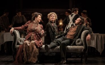 Το National Theatre Live επιστρέφει στο Μέγαρο με τo νέο αριστούργημα του Tom Stoppard!