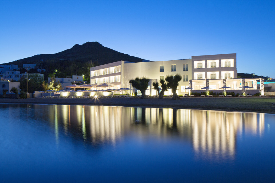 Το επενδυτικό ταμείο SMERemediumCap προχώρησε σε συμφωνία εξαγοράς του ξενοδοχείου Patmos Aktis Suites & SPA