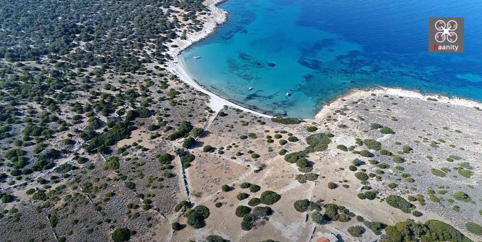 Το ανέγγιχτο νησί, μισή ώρα από την Αττική, με την εξωτική ομορφιά βρίσκεται στην Εύβοια!