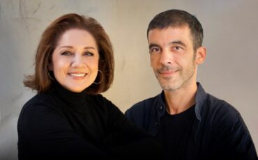 «Με φάρο το φεγγάρι»: Η Μαργαρίτα Ζορμπαλά και ο Απόστολος Ρίζος τραγουδούν Μάνο Λοΐζο