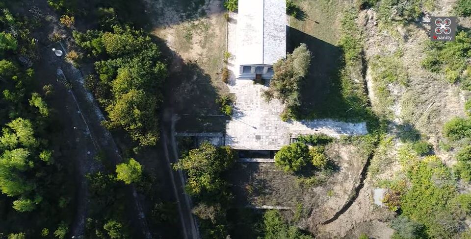 Μοναδικό στον κόσμο: Το μαρμάρινο επίτευγμα που έσωσε την Αθήνα και κρύβει ένα άγνωστο αρχαϊκό ναό