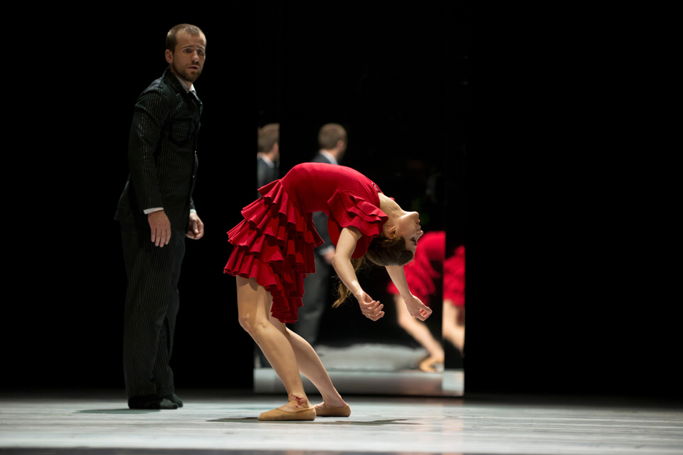 Η Κάρμεν σε χορογραφία Γιόαν Ίνγκερ είναι η τρίτη παραγωγή του Μπαλέτου της ΕΛΣ για τη σεζόν 2022/23