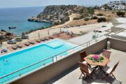 Apolis Hotel: Διαμονή πολλών αστέρων στο ξενοδοχείο που λατρεύουν οι ξένοι και οι Έλληνες επισκέπτες