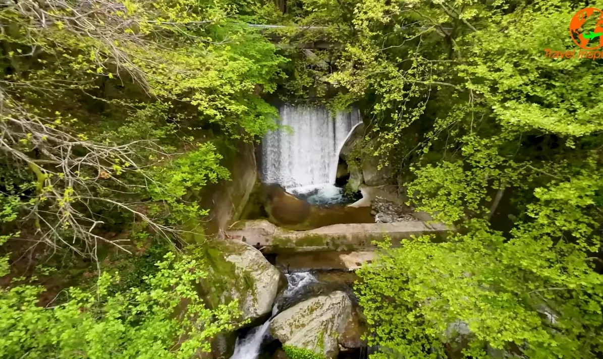 Καταρράκτες Κισσού: Μια απίστευτη όαση δροσιάς κρυμμένη στα βουνά του Πηλίου