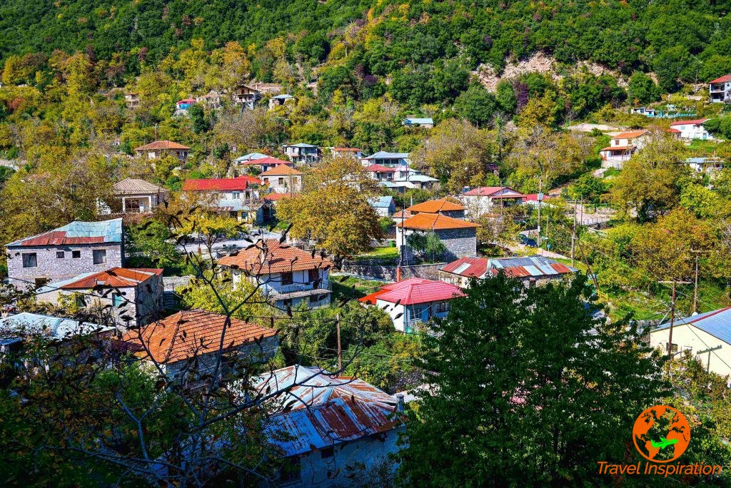 Χρύσω: Ένα υπέροχο "κρυμμένο" χωριό στα βουνά των Αγράφων