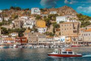 Ύδρα: Το travelgirl.gr σε ξεναγεί στο νησί που δεν κυκλοφορούν αυτοκίνητα! Πηγή φωτογραφίας: https://www.discovergreece.com/